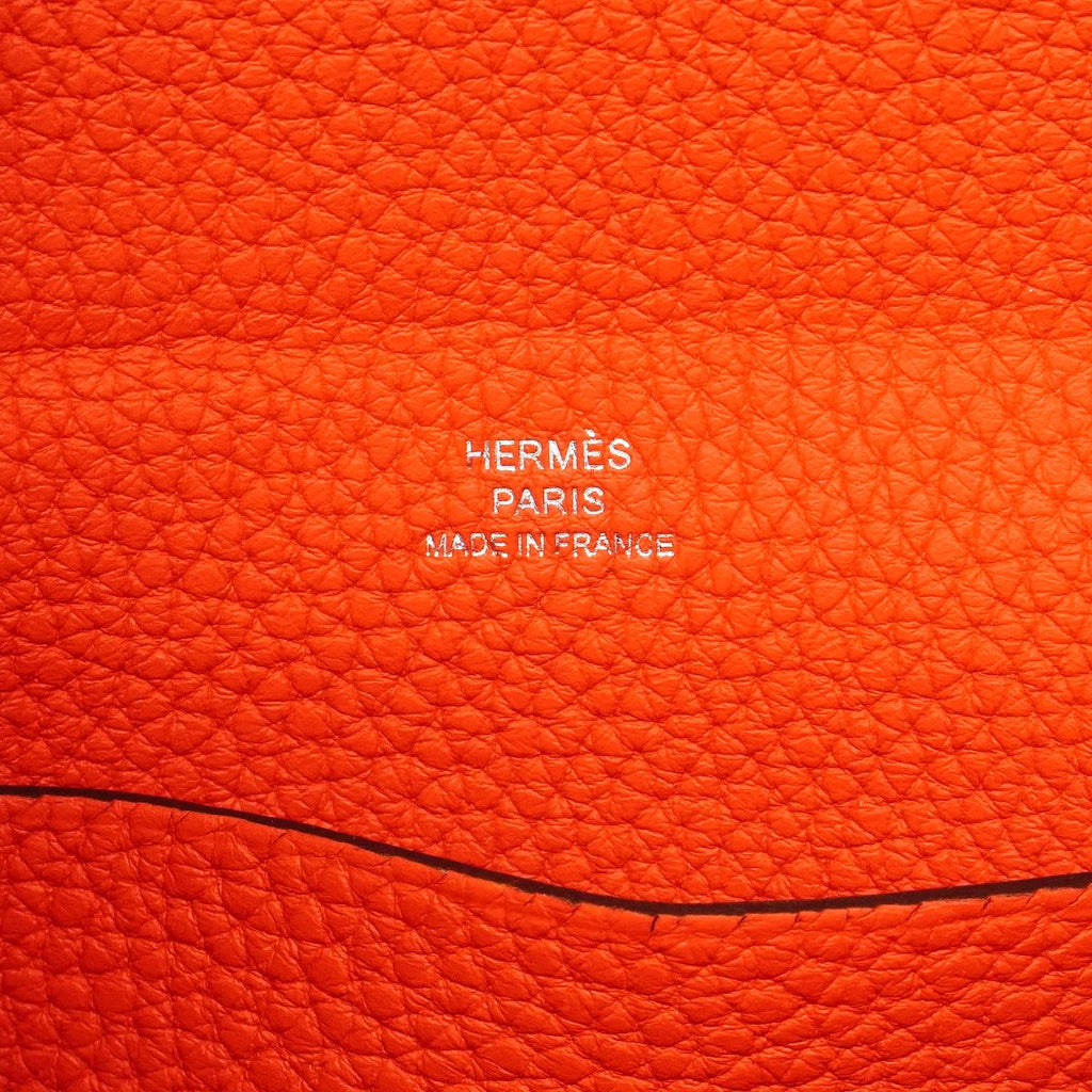 Hermes Shoulder Bag Vidopoche Togo Capucines Silver — view 5