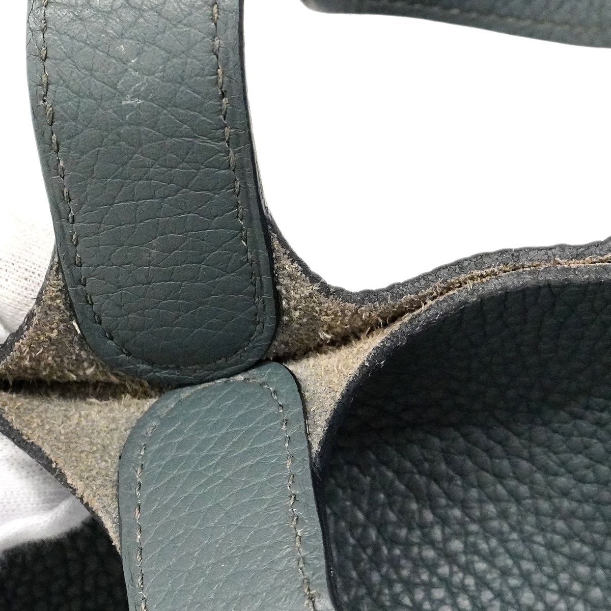 Hermes Handbag Picotin Lock PM Taurillon Clemence Vert Amand Silver — view 9