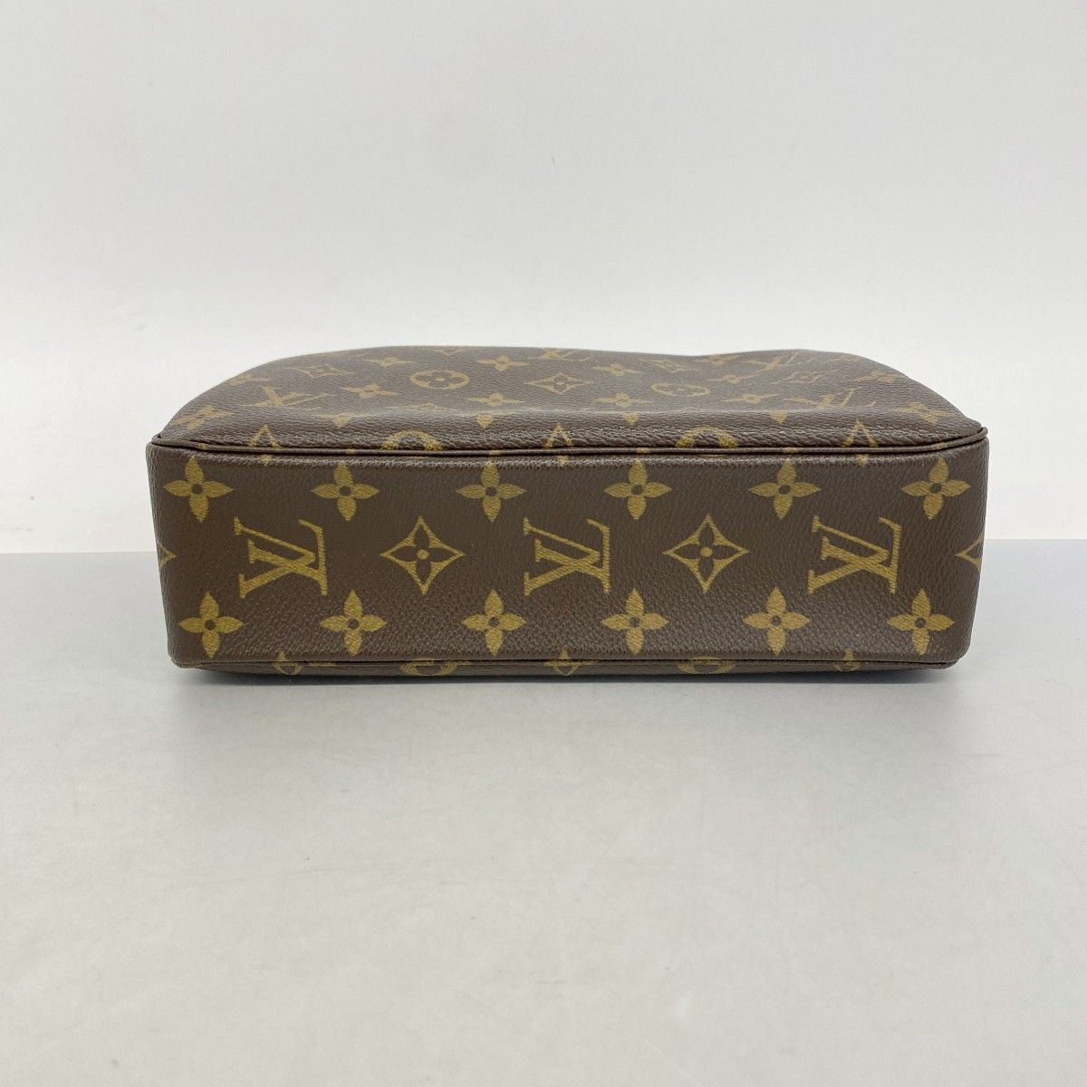 Louis Vuitton Pouch Monogram Trousse Toilette 23 Brown — view 3