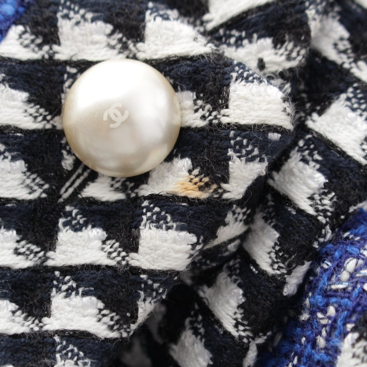 Chanel Cotton Wool CC Logo Pearl Button Cropped Terre Jacket Top Black Blue — view 8