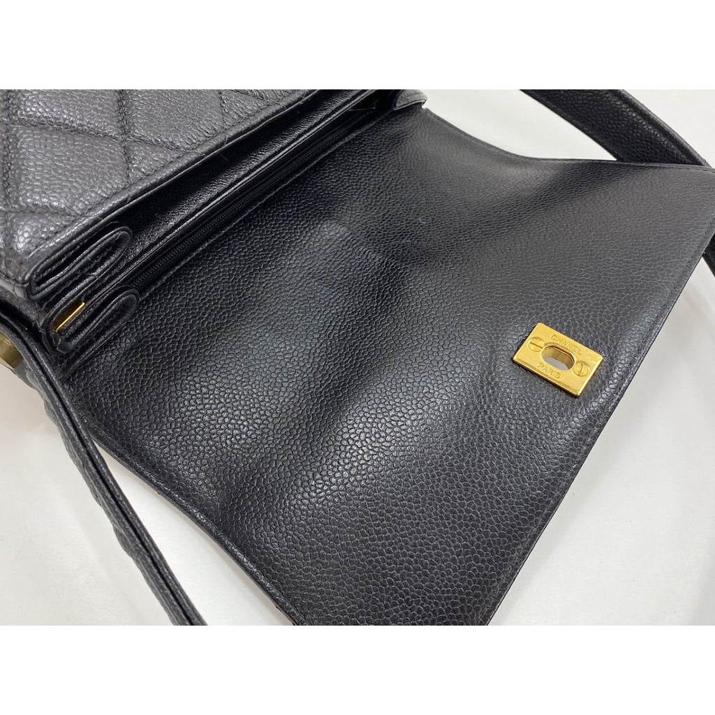 Chanel Shoulder Bag Quilted — view 9