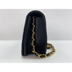Chanel Shoulder Bag Quilted — view 4