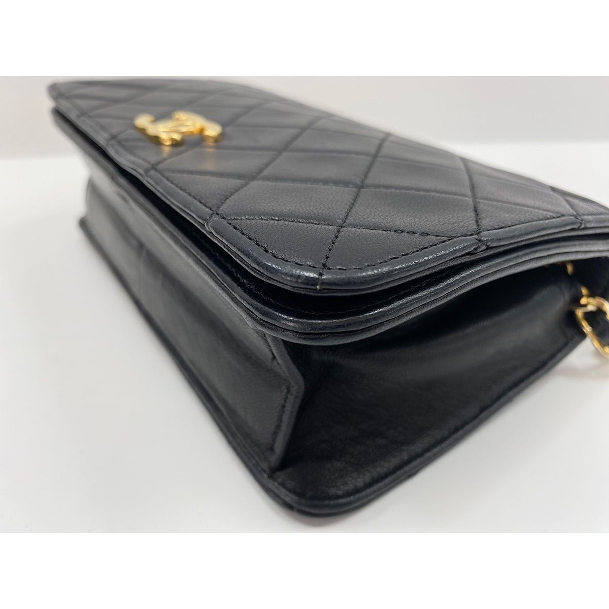 Chanel Shoulder Bag Quilted — view 6