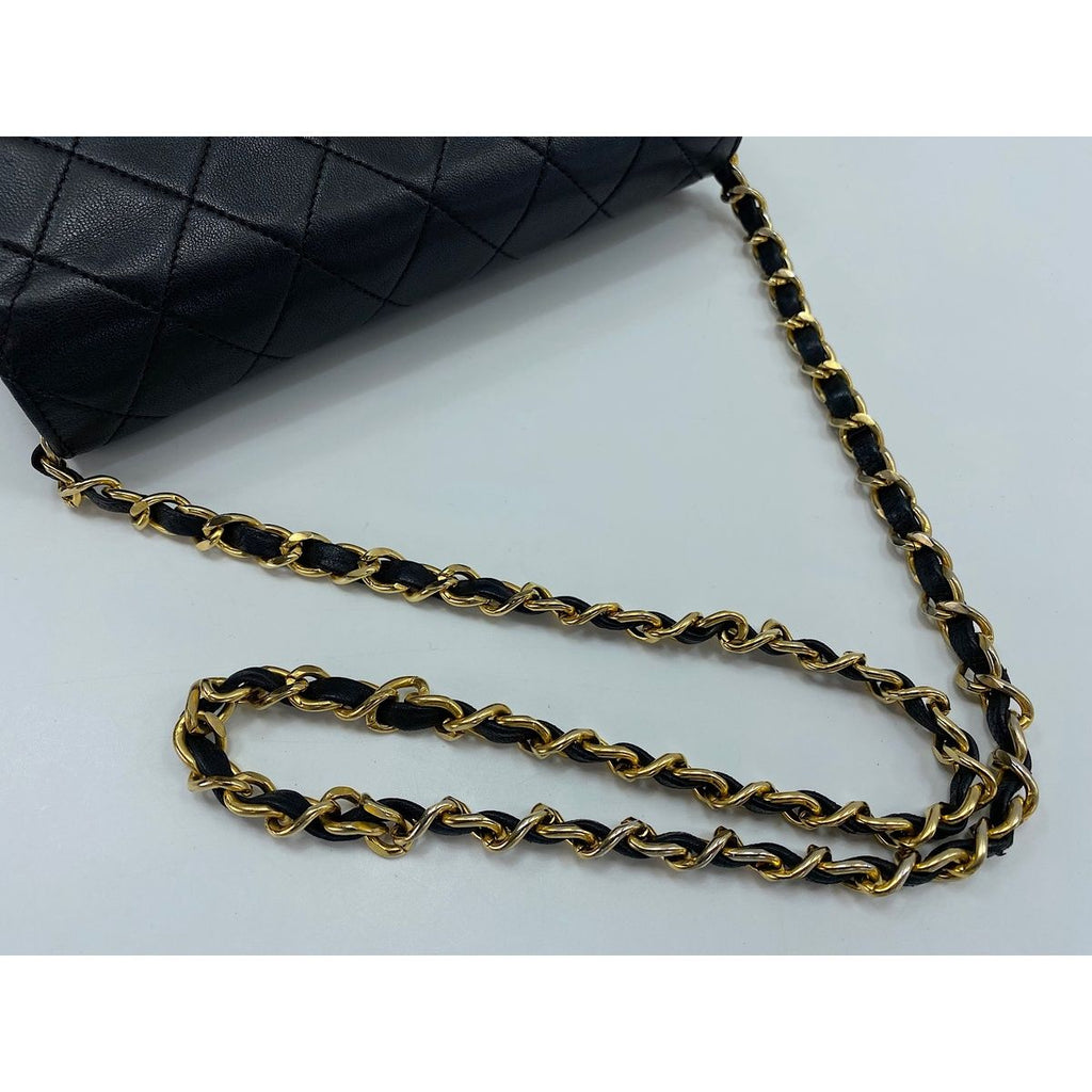 Chanel Shoulder Bag Quilted — view 7