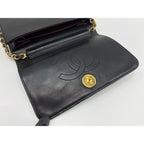 Chanel Shoulder Bag Quilted — view 9