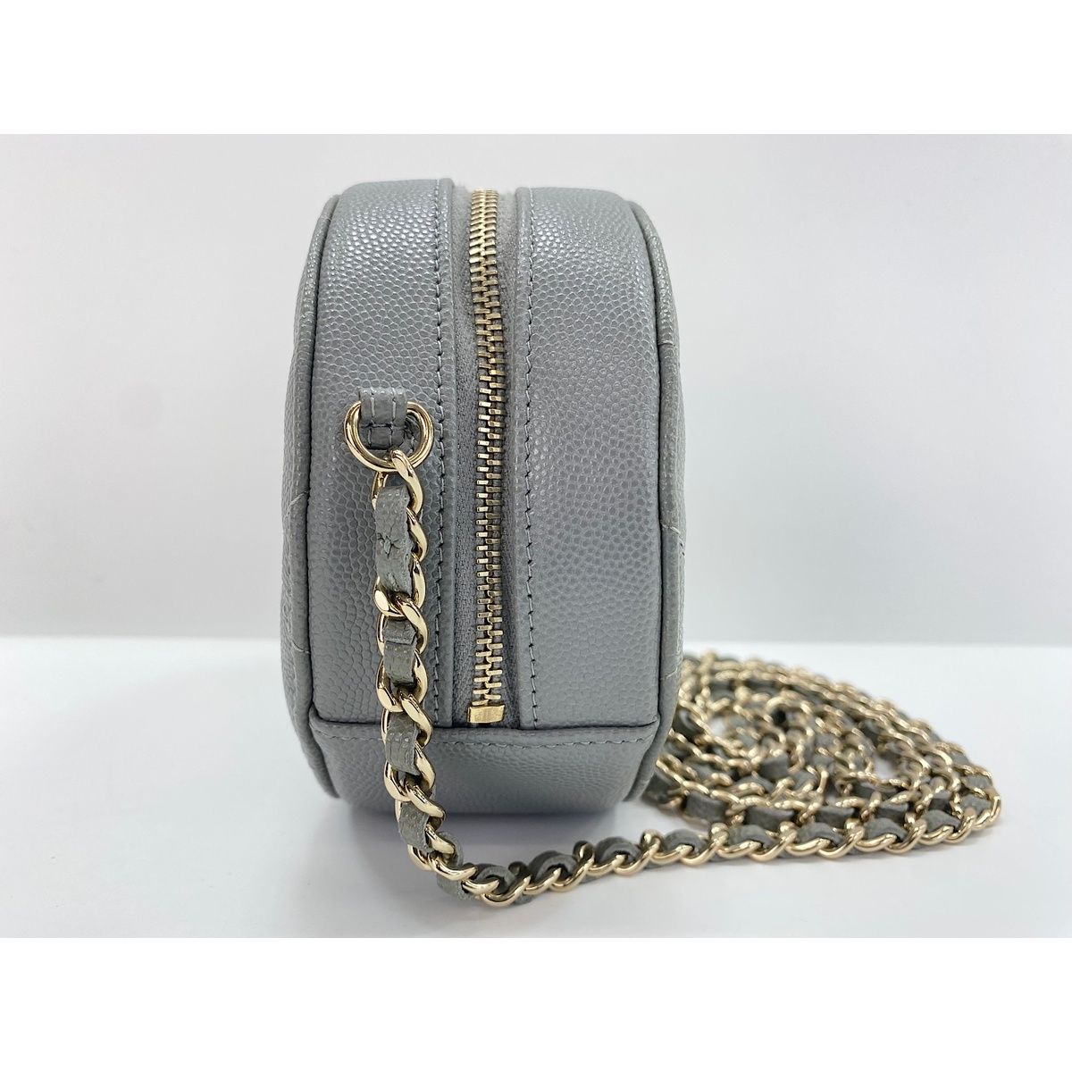 Chanel Shoulder Bag Quilted — view 4