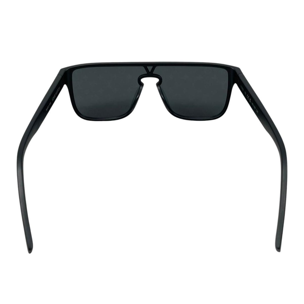 Louis Vuitton Sunglasses LV Waimea Monogram Mask Eyewear — view 4