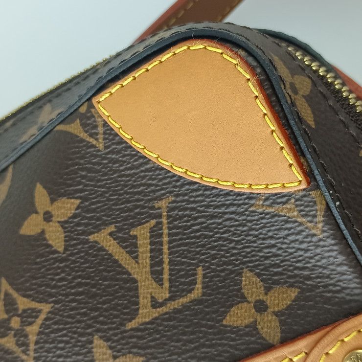 Louis Vuitton Shoulder Bag Soft Trunk Messenger MM Brown Monogram Gold — view 6