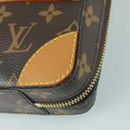 Louis Vuitton Shoulder Bag Soft Trunk Messenger MM Brown Monogram Gold — view 5