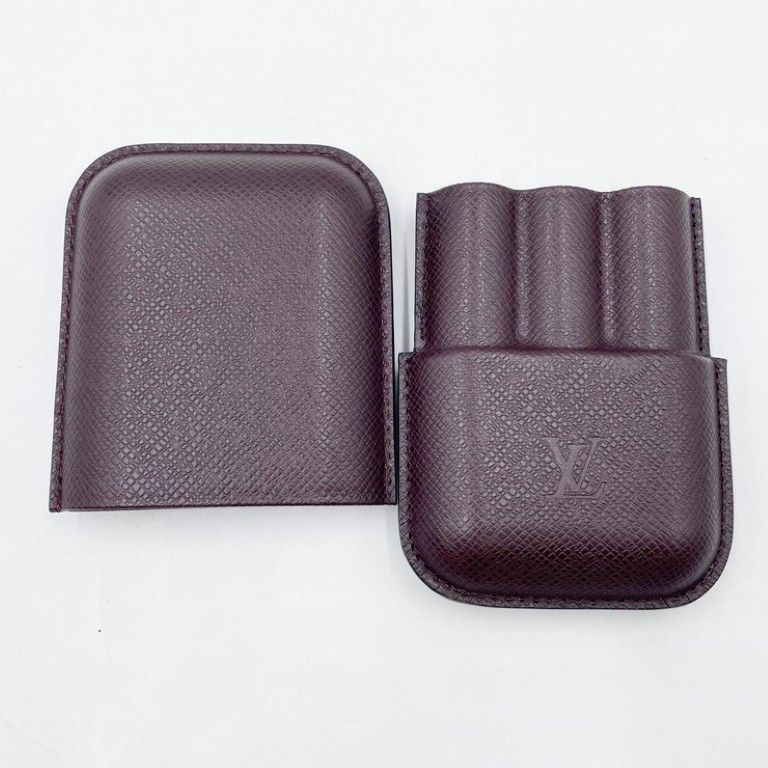 Louis Vuitton Cigarette Case Etui 3 Robusto Acajou Taiga — view 8