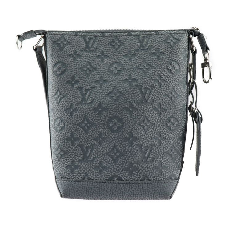 Louis Vuitton Climbing Hobo Cruiser PM Shoulder Bag Taurillon Leather Gray — view 3