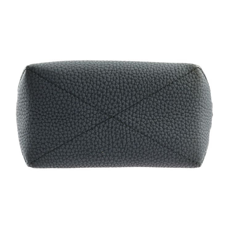 Louis Vuitton Climbing Hobo Cruiser PM Shoulder Bag Taurillon Leather Gray — view 4