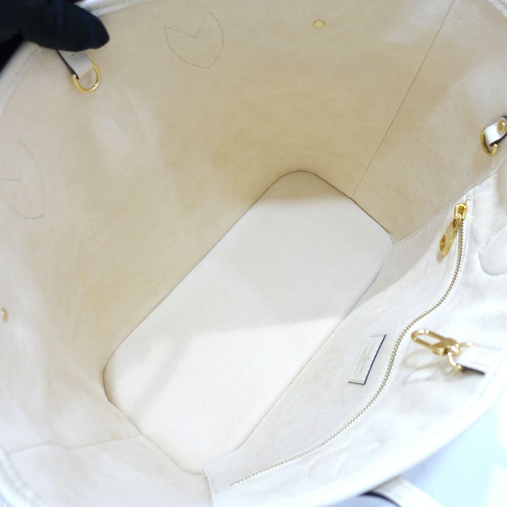 Louis Vuitton Neverfull MM Empreinte Cream GD Pouch Tote — view 6