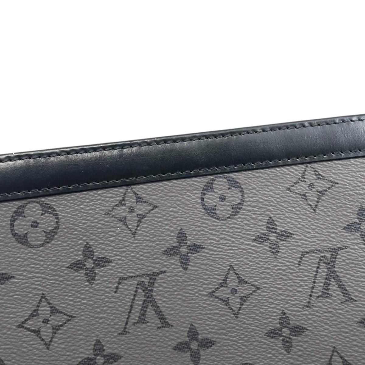 Louis Vuitton Clutch Pochette Voyage Monogram Eclipse Reverse Gray — view 9