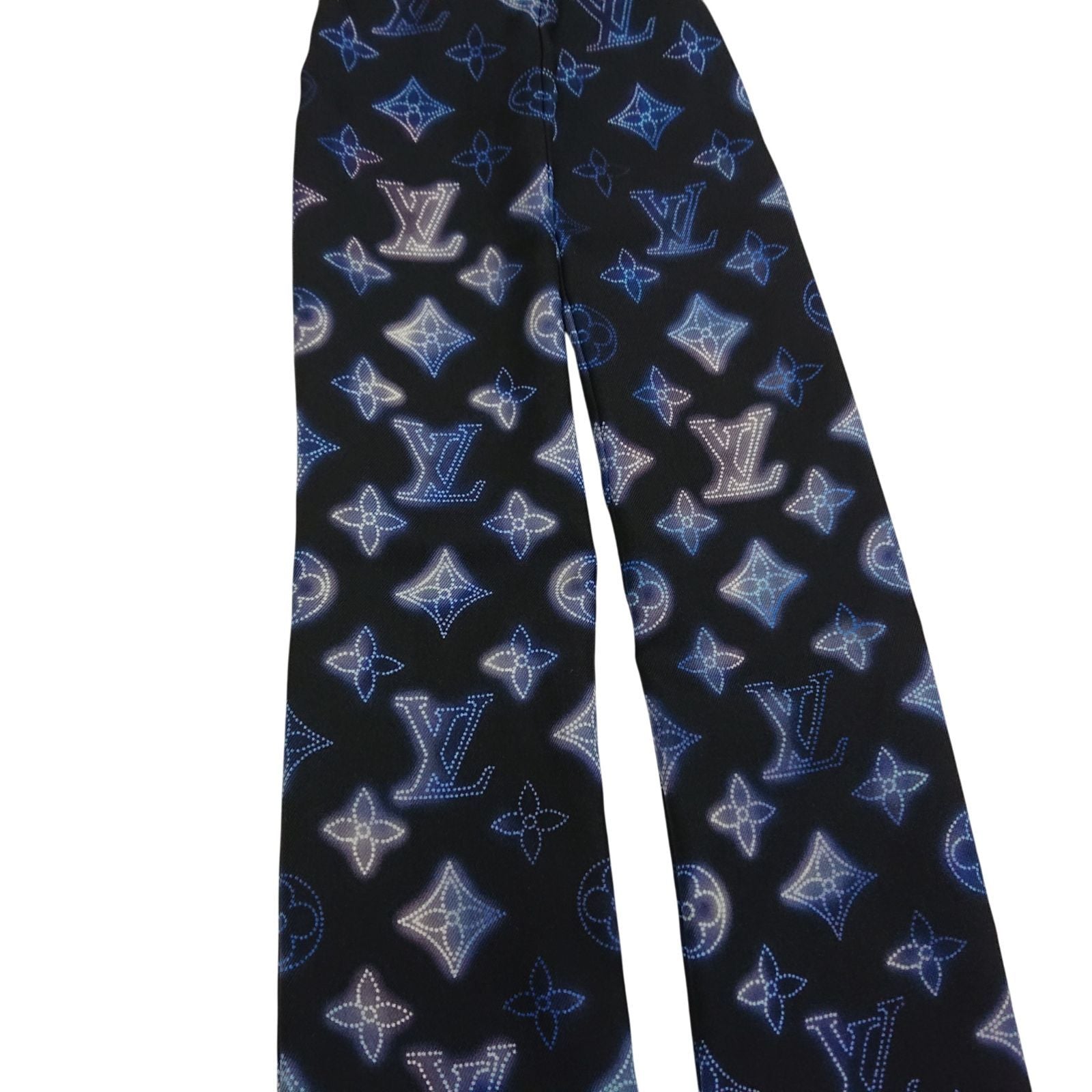 Louis Vuitton Monogram Manahi Bandeau Scarf Black Silk — view 8