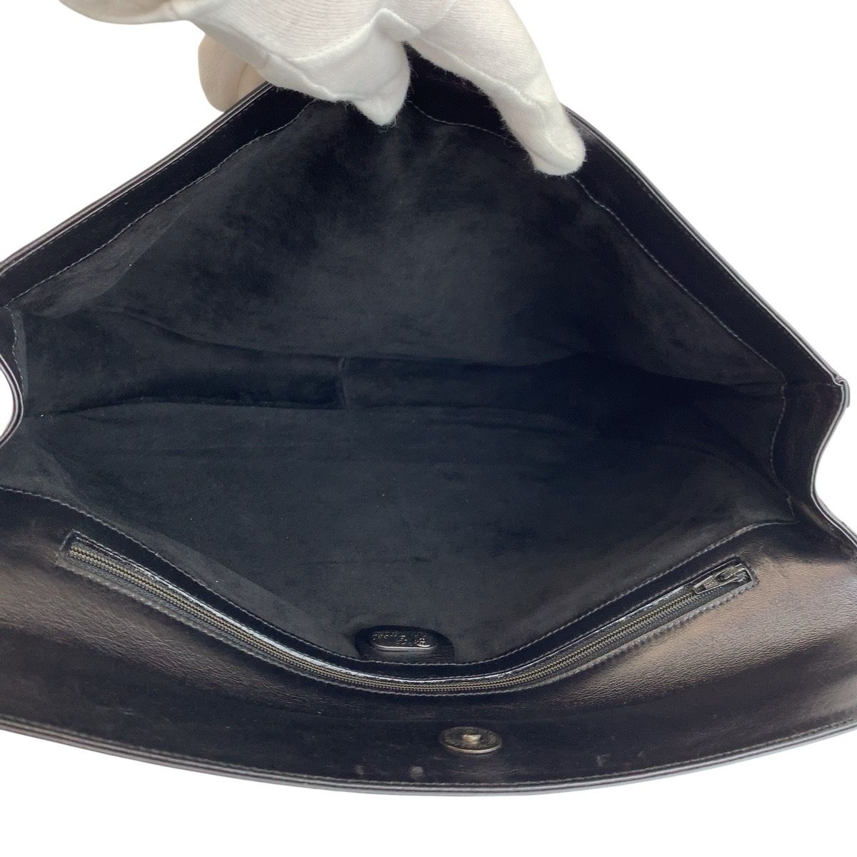 Gucci Interlocking Black Gunmetal Leather 004 406 Clutch — view 8