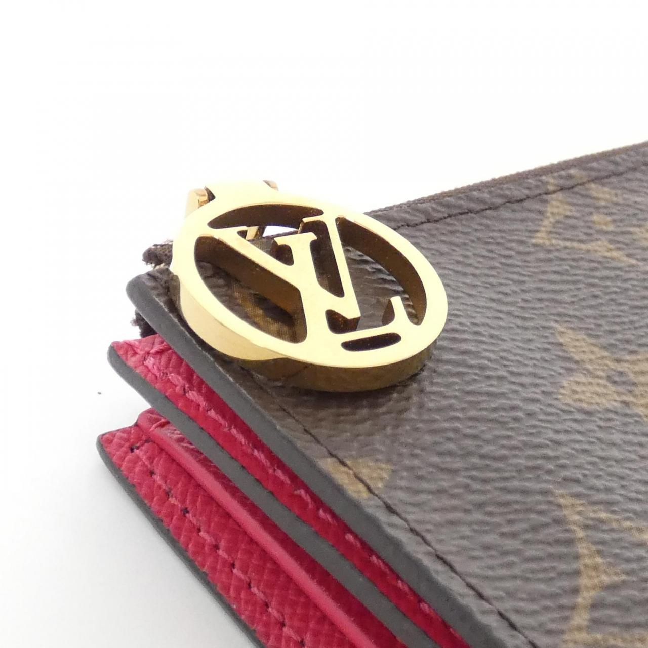 Louis Vuitton Monogram Portefeuille Lisa Wallet — view 3