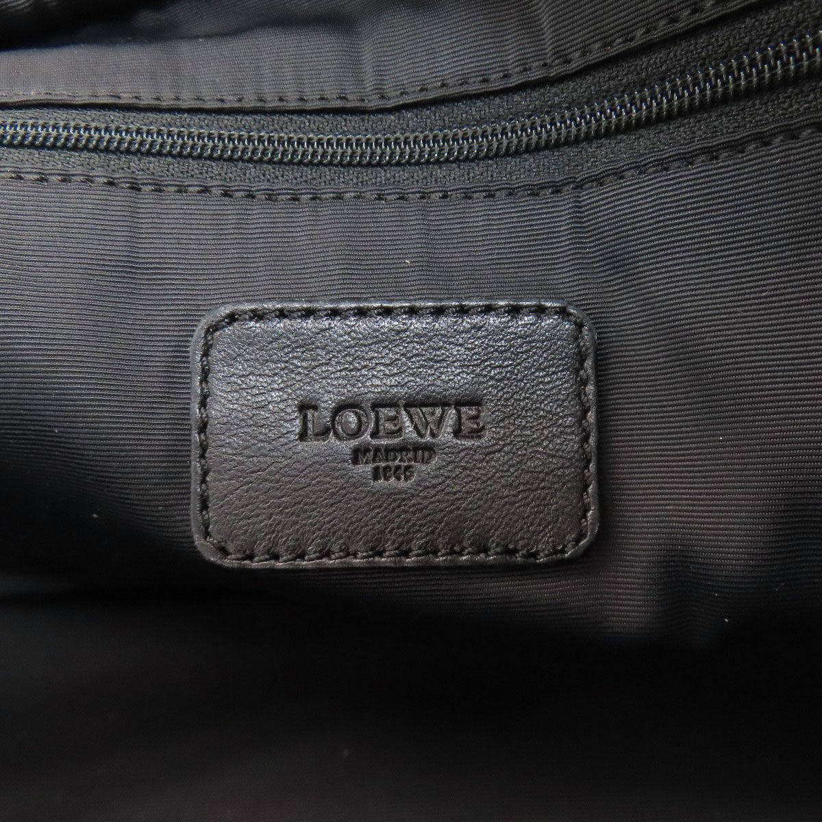 Loewe Amazona Handbag Calf — view 6
