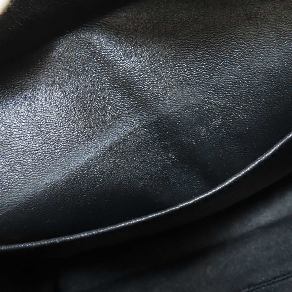 Saint Laurent Baby Cabas 2-Way Handbag Calfskin — view 8