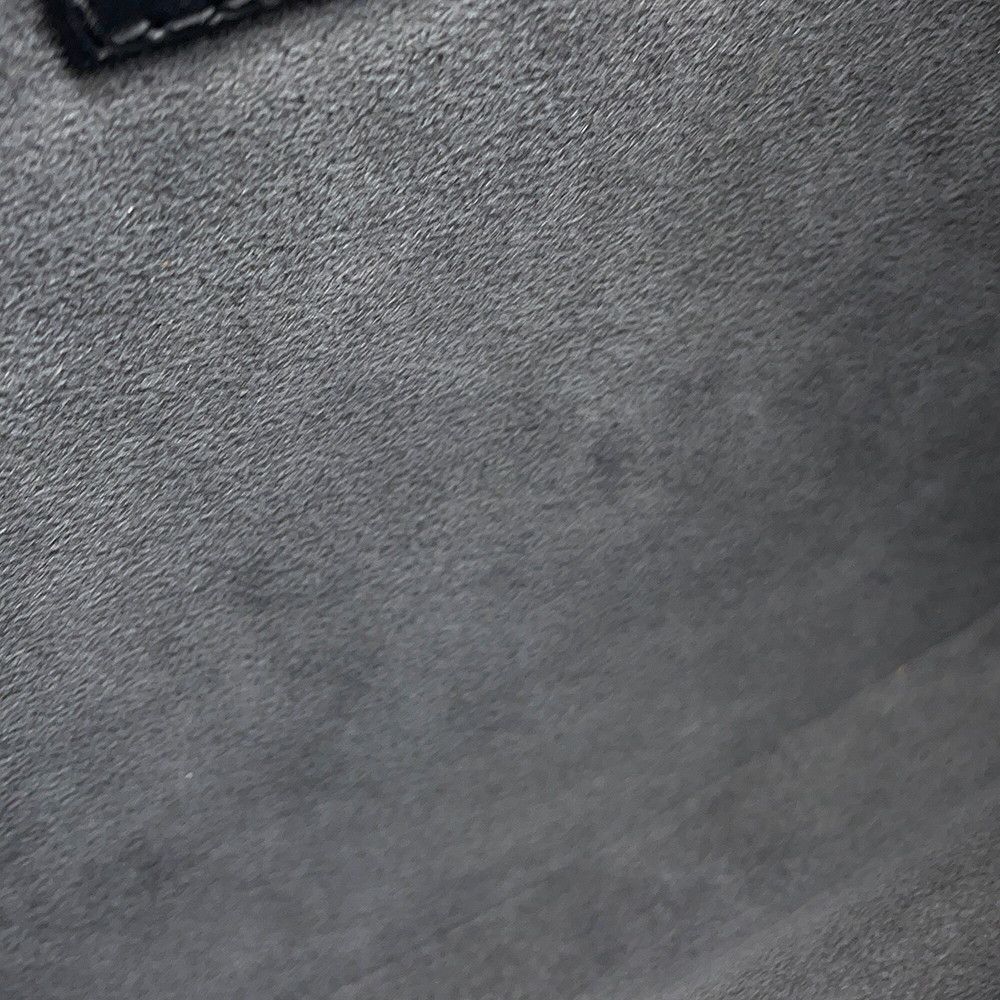 Louis Vuitton Epi Saumur BB 2-Way Shoulder Bag Black — view 8