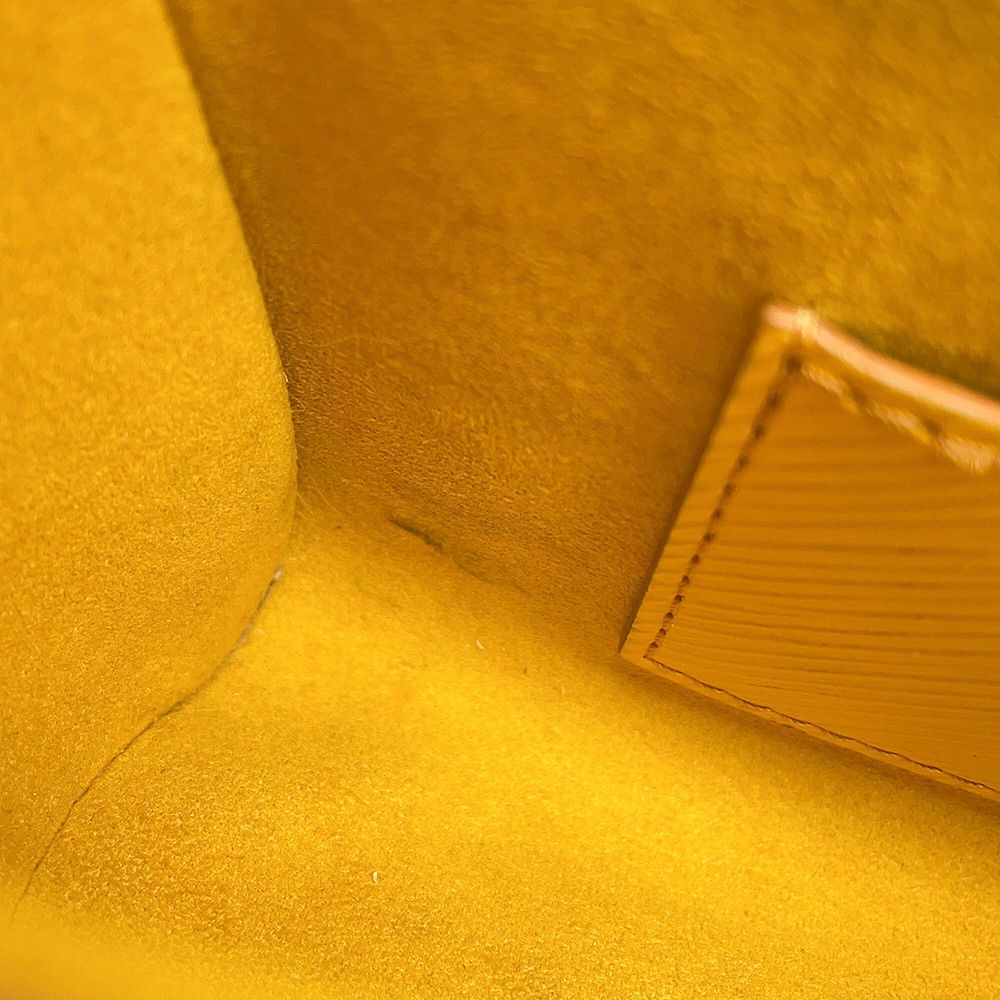 Louis Vuitton Chain Shoulder Bag Epi Twist PM — view 7