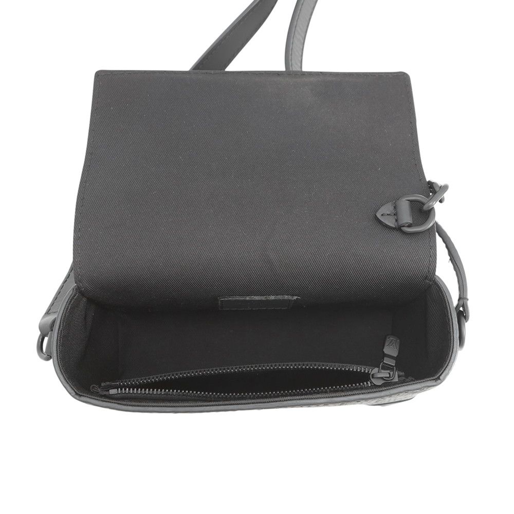 Louis Vuitton Wallet Monogram Taurillon Steamer Wearable Shoulder Bag Black — view 5