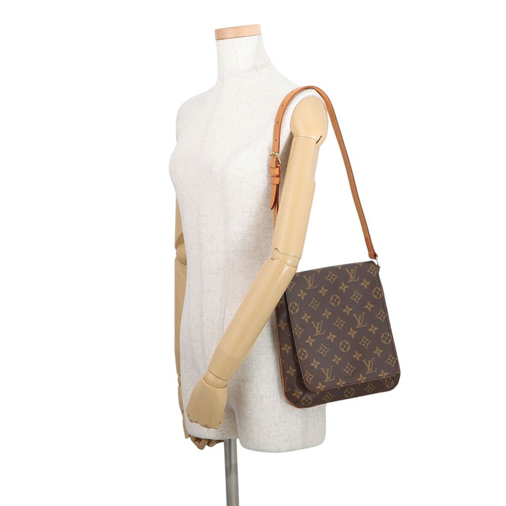 Louis Vuitton Shoulder Bag Monogram Musette Salsa Short