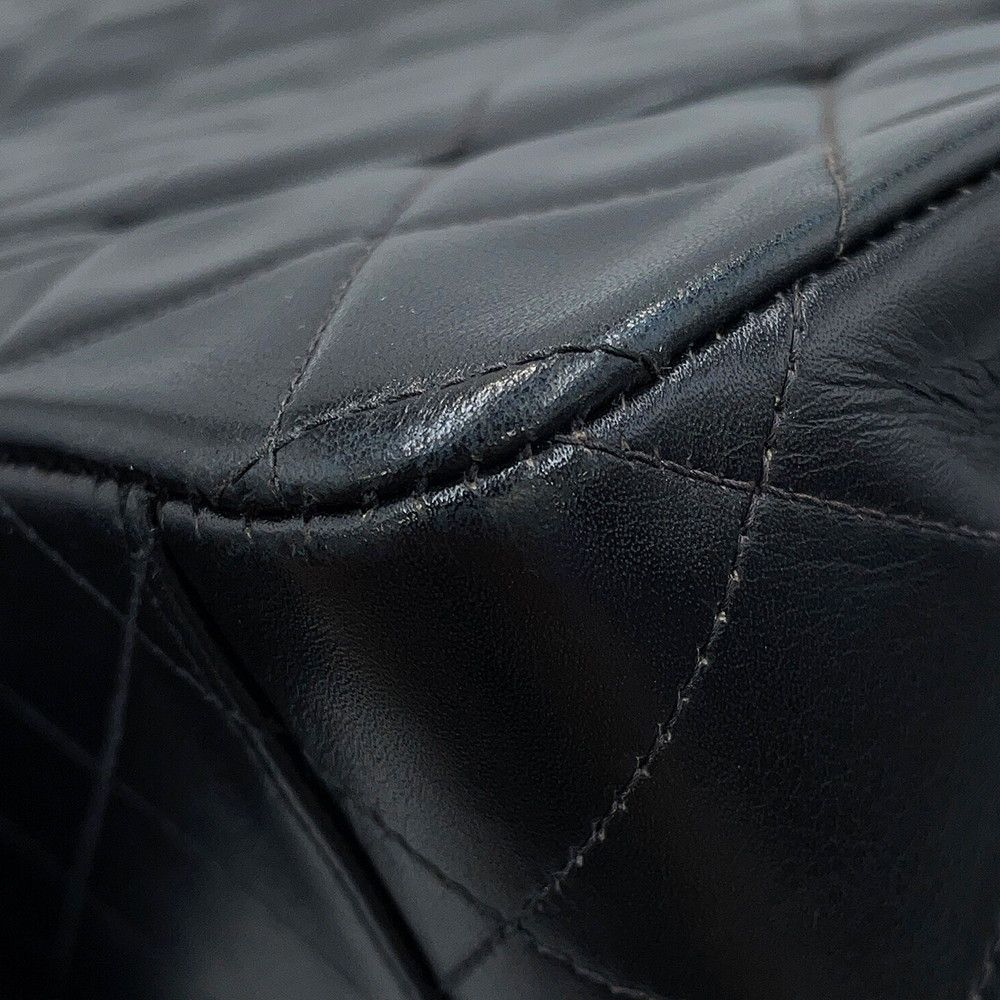 Chanel Chain Shoulder Bag Quilted 33 CC Logo Lambskin Dekamato Black — view 7