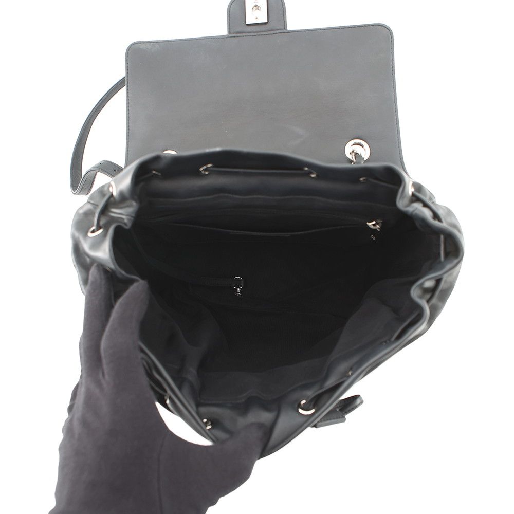 Chanel Backpack Stitch Che Blanc CC Logo Lambskin Black — view 5