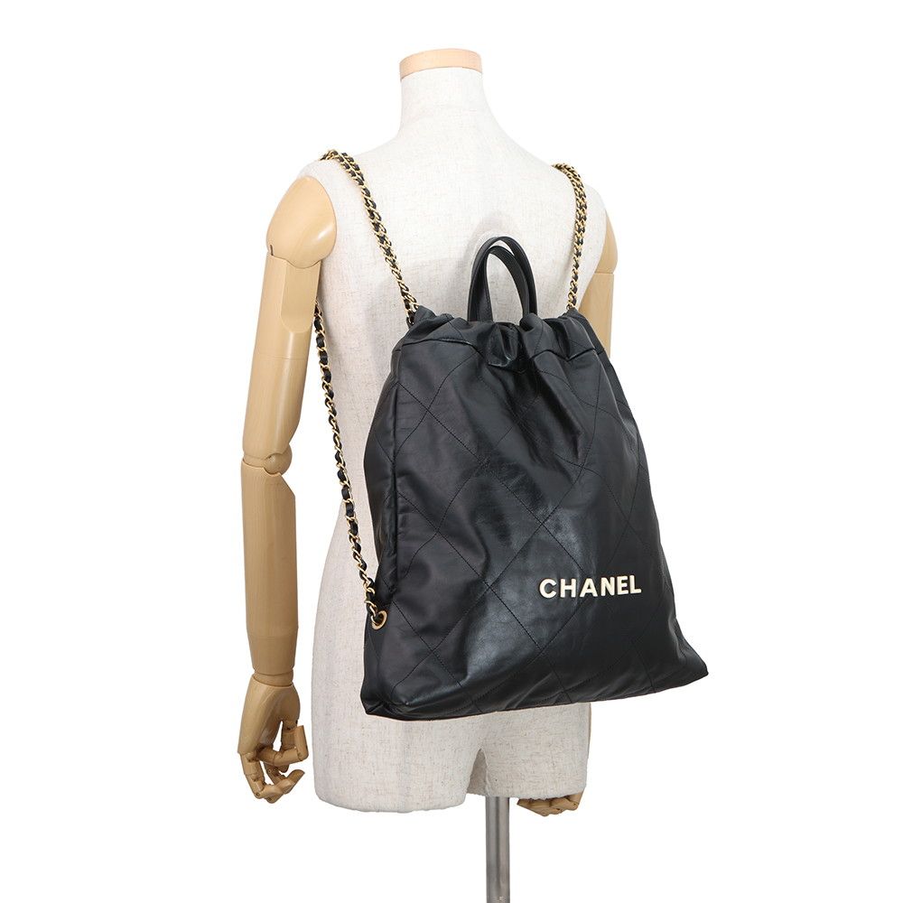 Chanel Backpack 22 Large Shiny Calf Leather Black — view 4