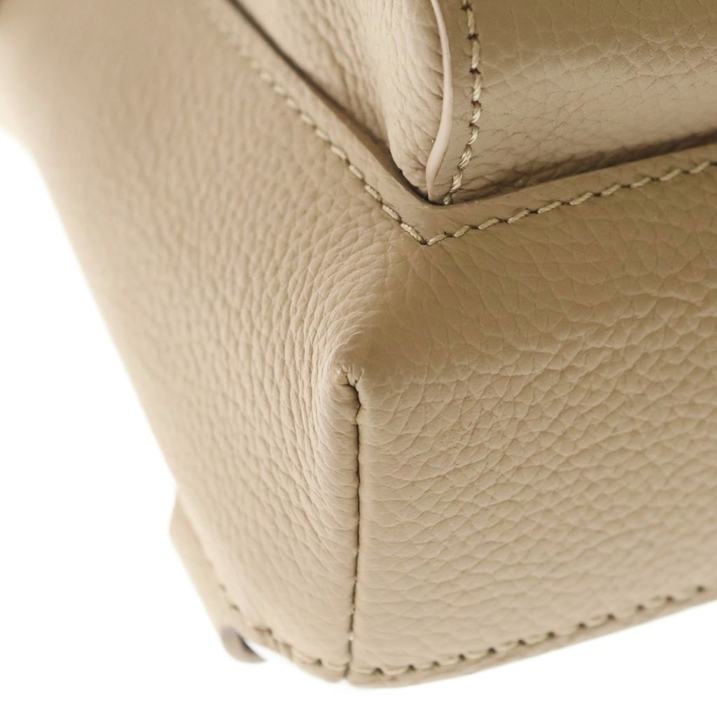 Louis Vuitton LV Aerogram Pilot Sling Bag Beige Leather Silver — view 5