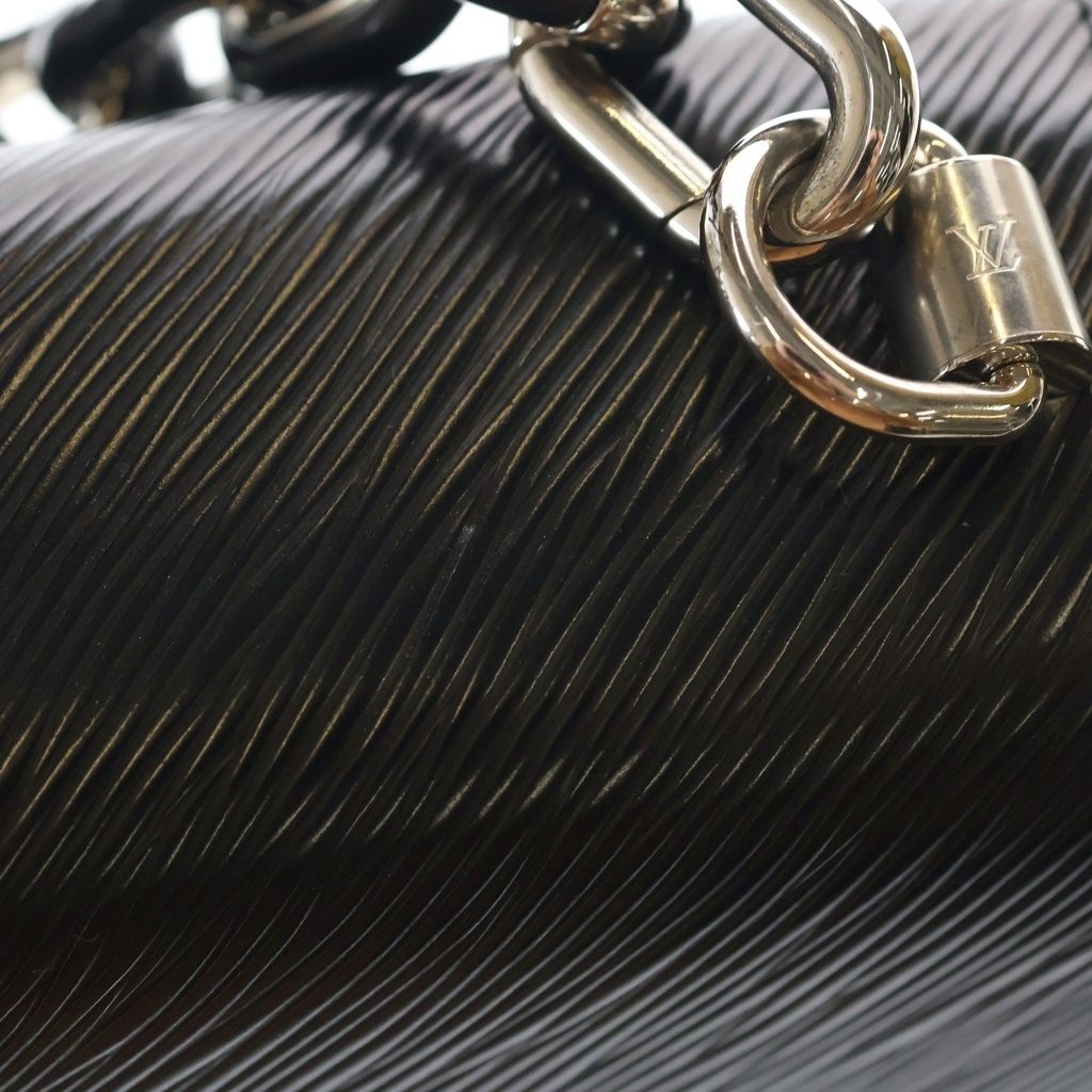 Louis Vuitton Epi Infinity Dot LV Yk Twist MM Leather Silver 2-Way Shoulder — view 7