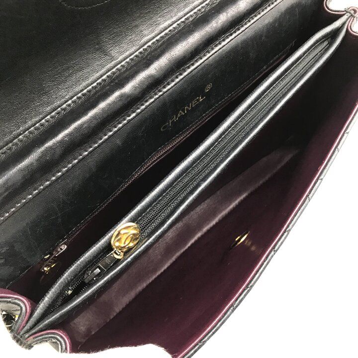 Chanel CC Logo Quilted Leather Turnlock Chain Shoulder Bag Black — view 9