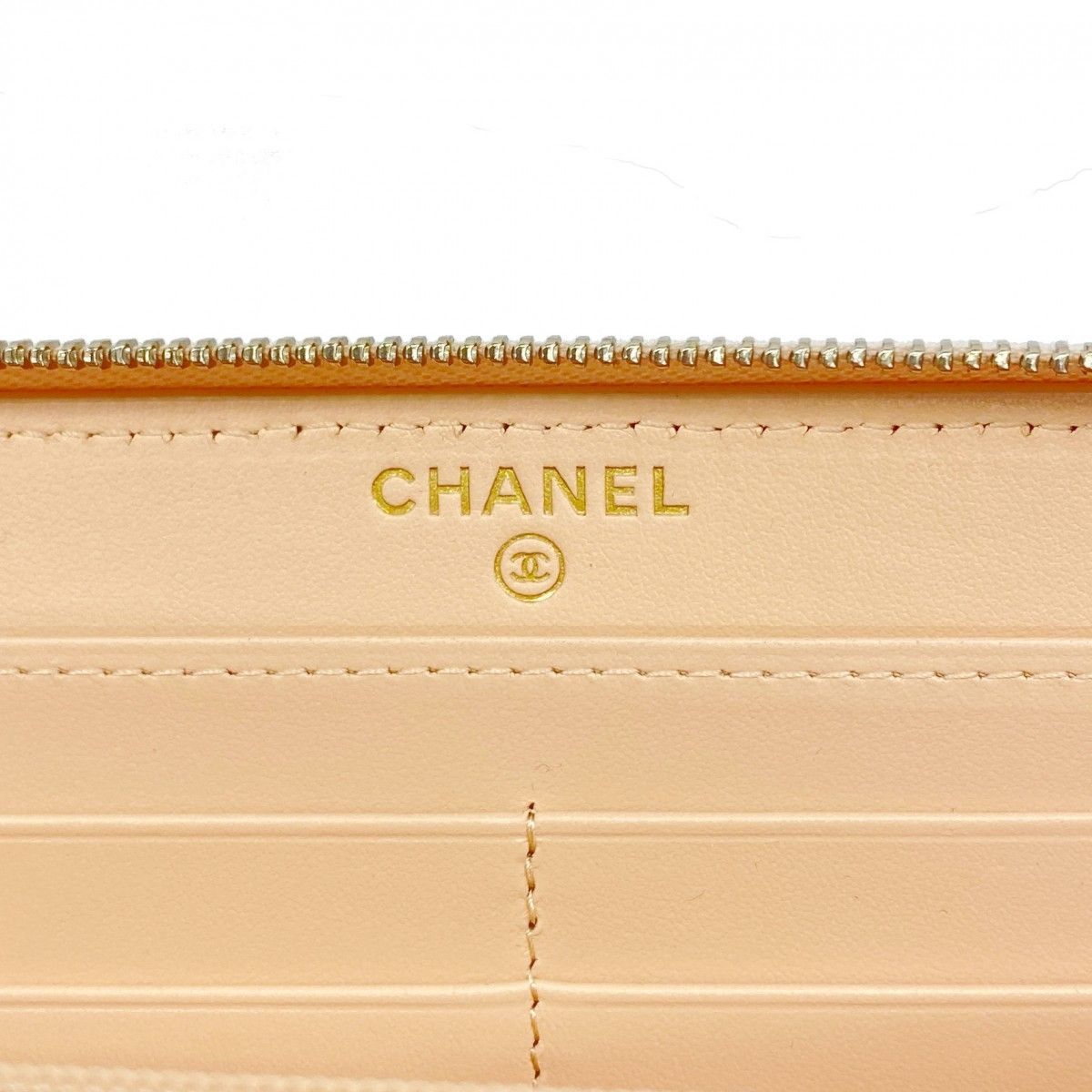 Chanel Wallet Quilted Caviar Leather Beige Champagne Gold — view 4
