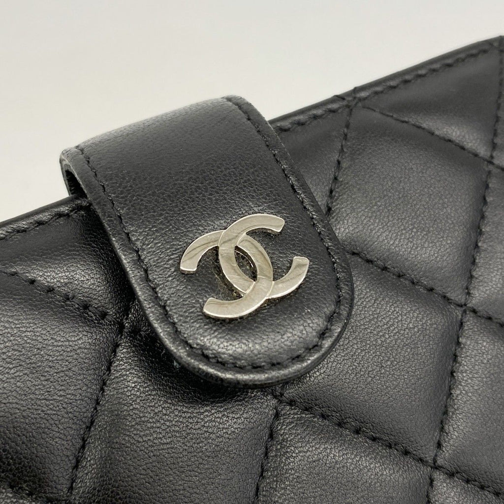 Chanel Wallet Quilted Lambskin Black Silver — view 9