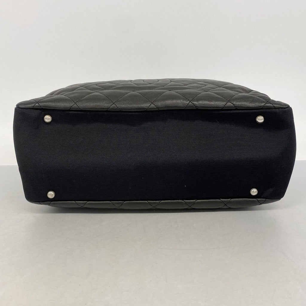 Chanel Chain Tote Quilted Lambskin Black Silver — view 3