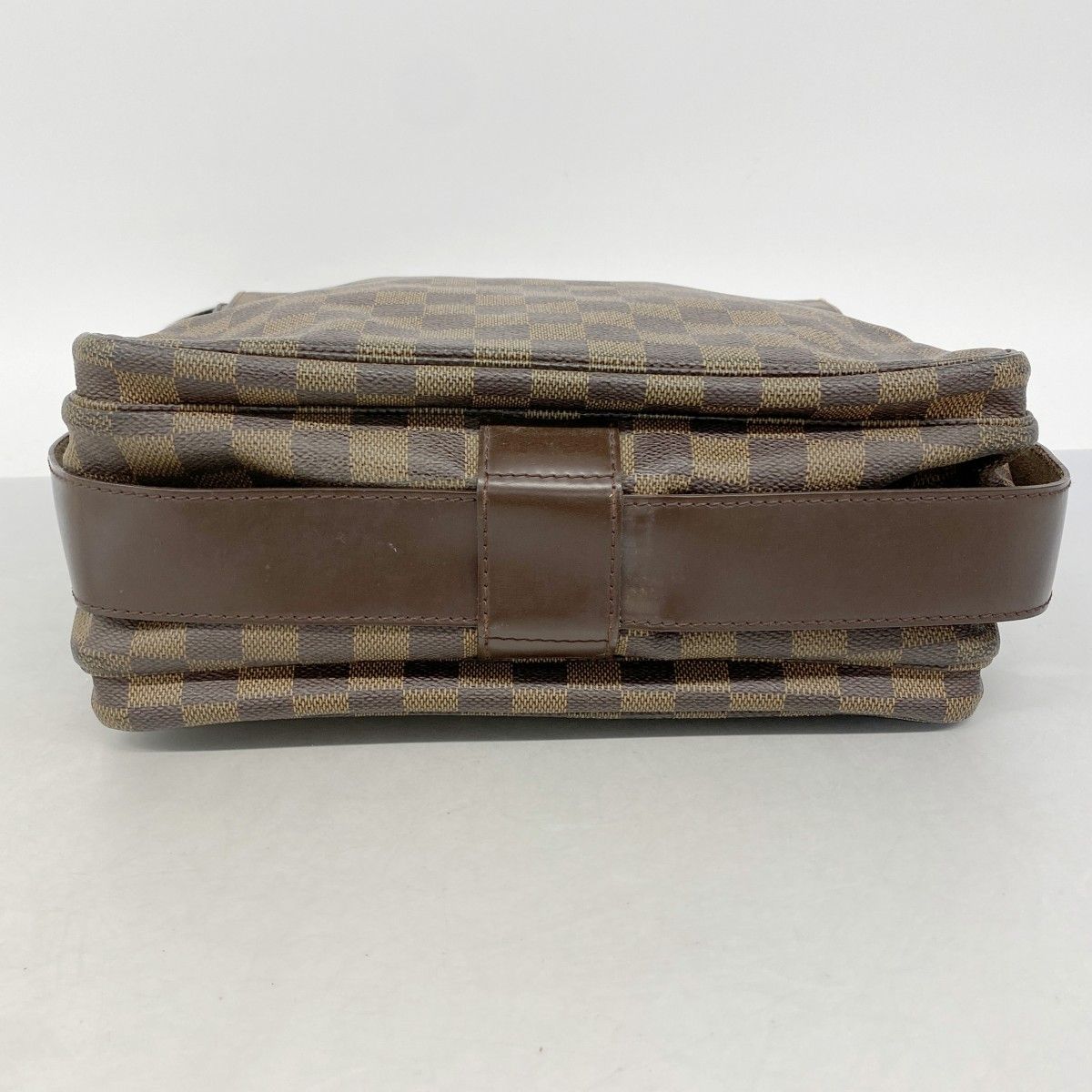Louis Vuitton Shoulder Bag Damier Naviglio Ebene — view 3