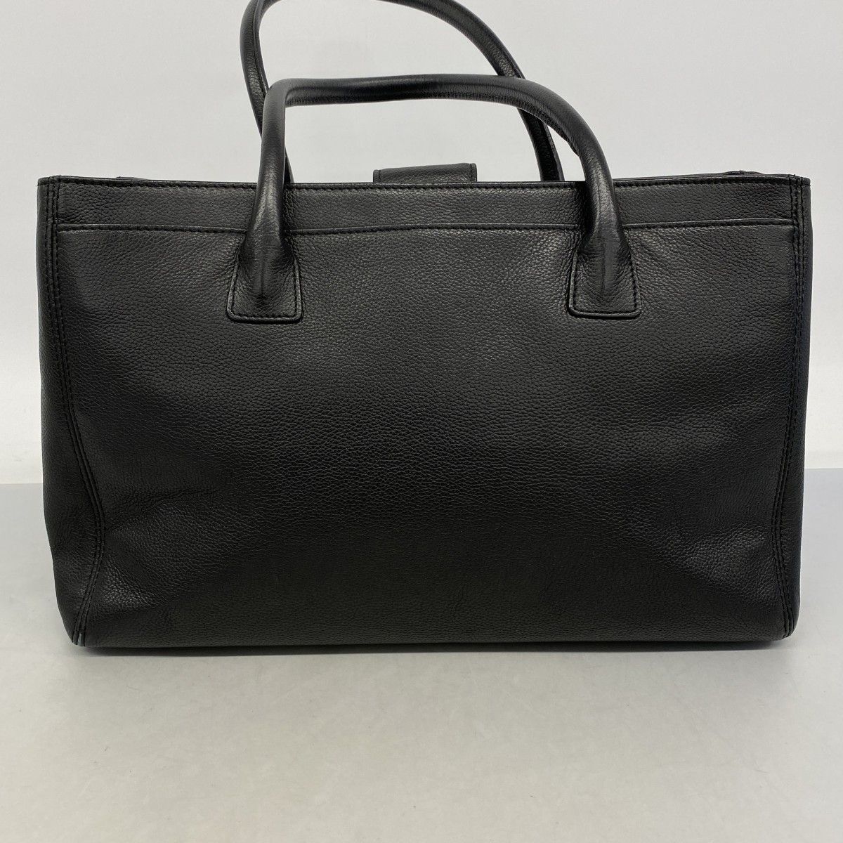 Chanel Tote Executive Leather Black Silver — view 9