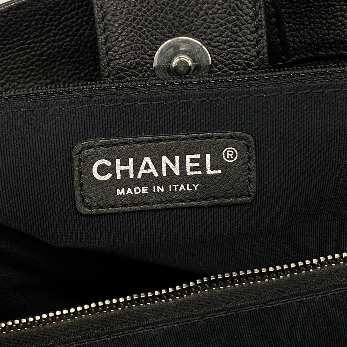 Chanel Tote Executive Leather Black Silver — view 5