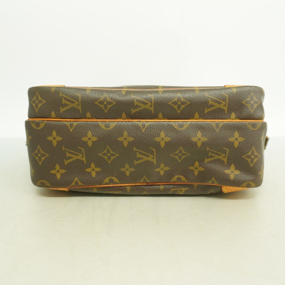Louis Vuitton Shoulder Bag Monogram Nile Brown — view 3