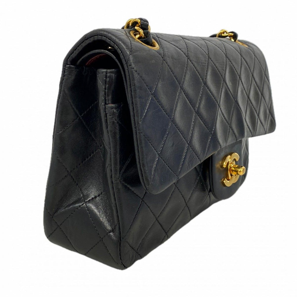 Chanel Shoulder Bag Quilted Lambskin Black Gold — view 2