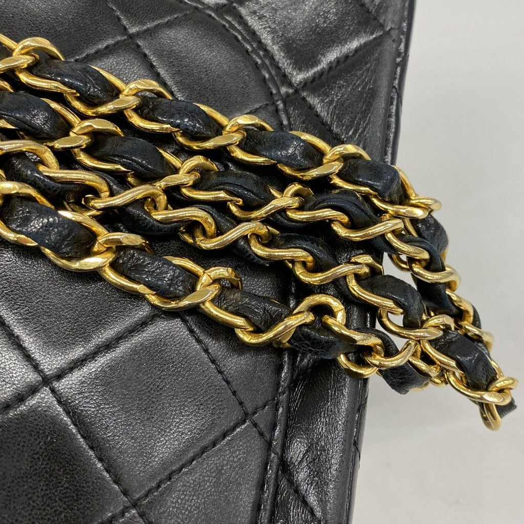 Chanel Shoulder Bag Quilted Lambskin Black Gold — view 9