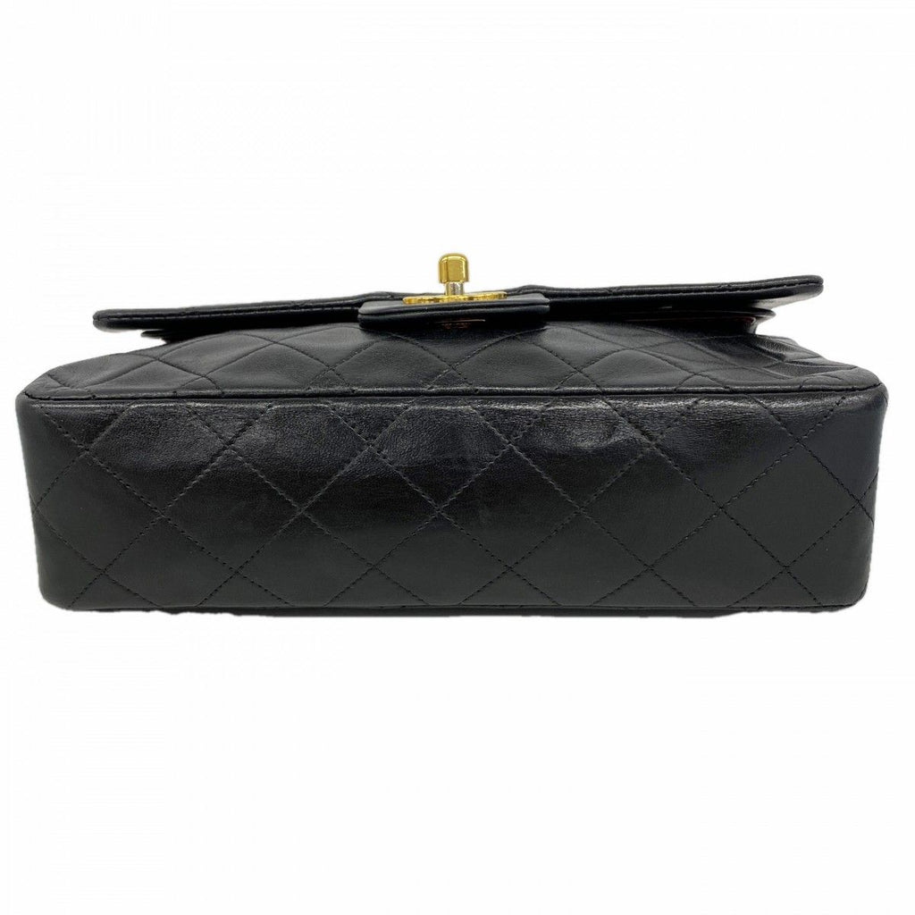 Chanel Shoulder Bag Quilted Lambskin Black Gold — view 3