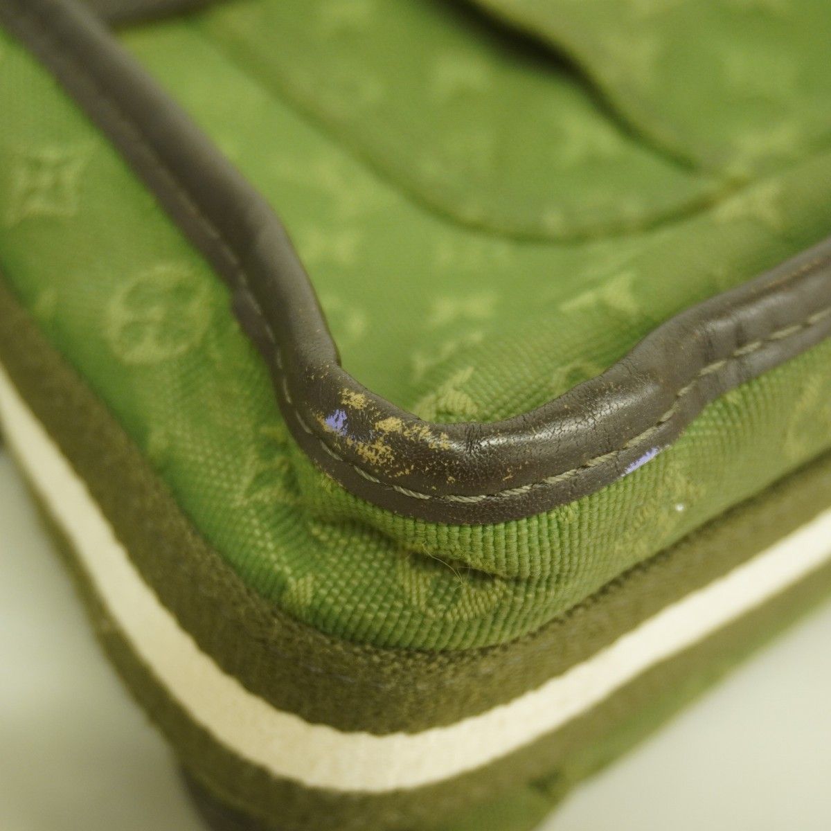 Louis Vuitton Shoulder Bag Monogram Mini Besace Marie Kate Khaki — view 6