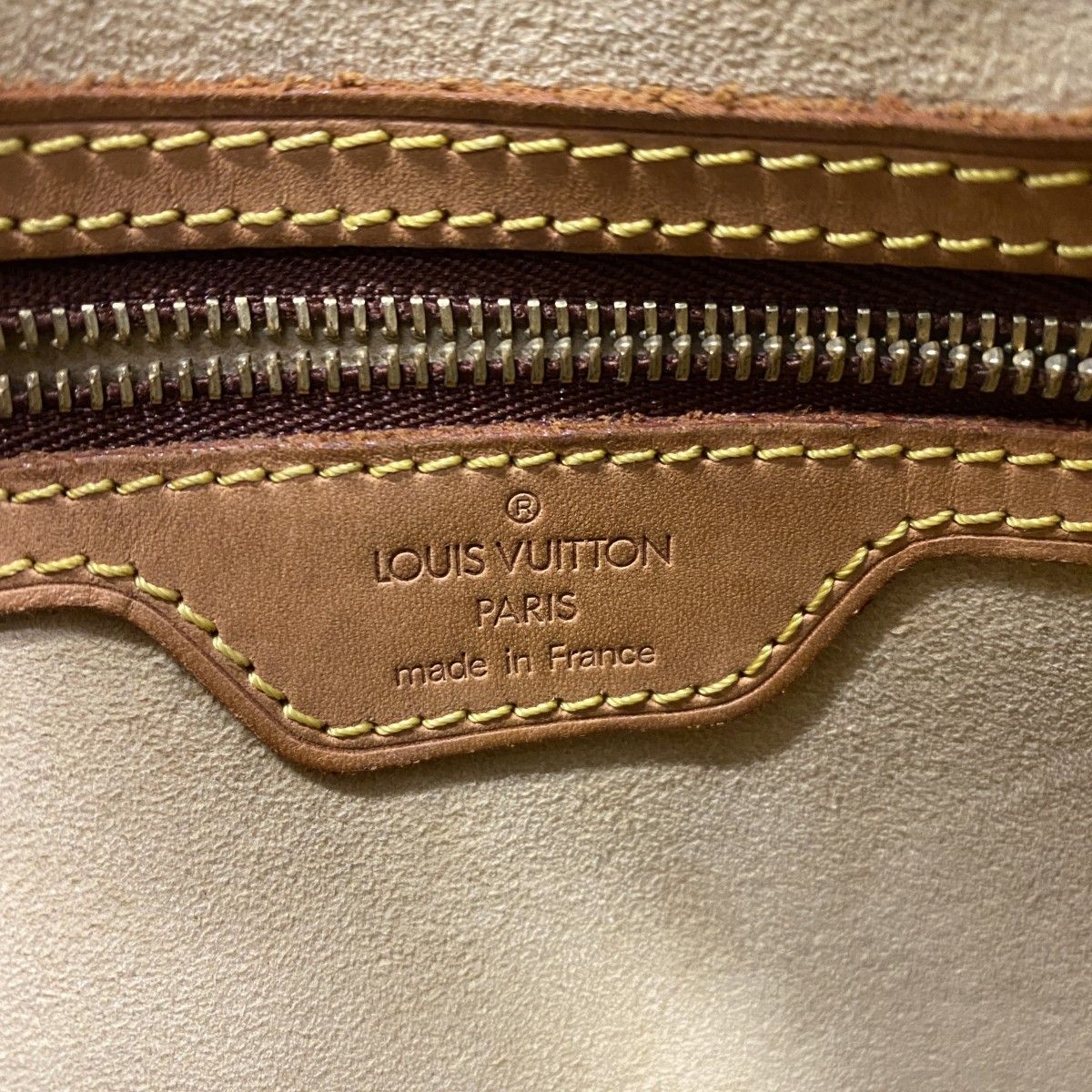 Louis Vuitton Shoulder Bag Monogram Looping MM Brown — view 5