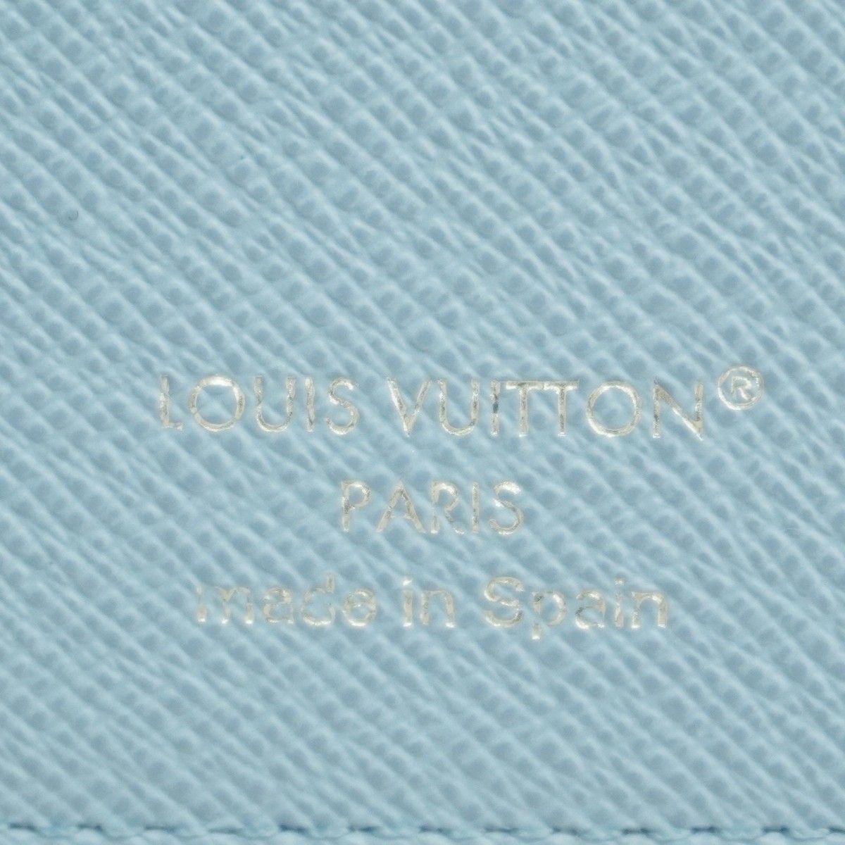 Louis Vuitton Wallet Taigarama Portefeuille Brazza Blue Ciel — view 4