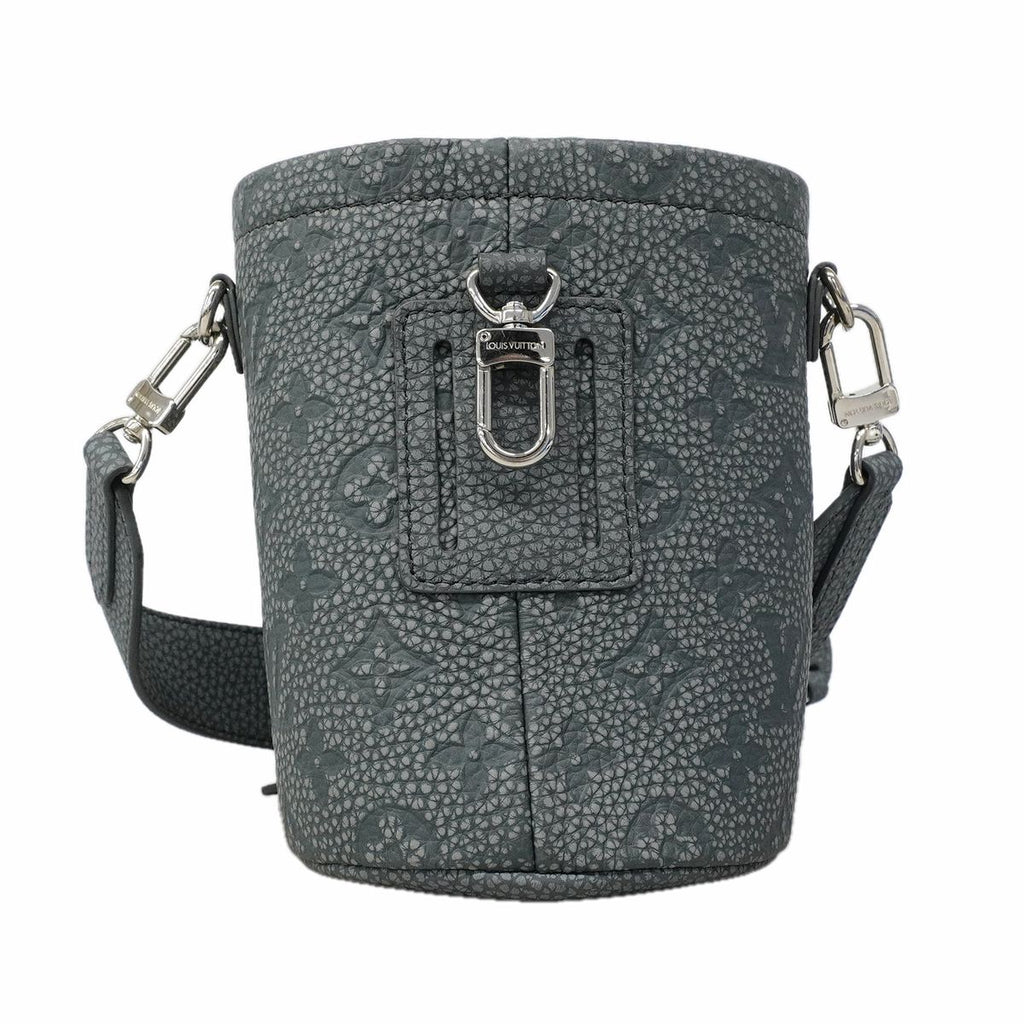 Louis Vuitton Shoulder Bag Taurillon Climbing Chalk Pouch Granite Gray — view 9