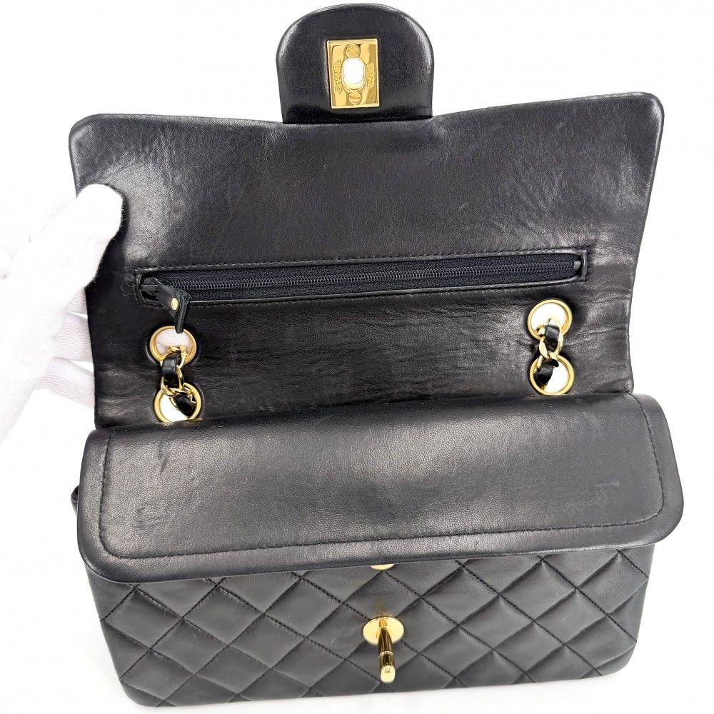 Chanel Shoulder Bag Quilted 23 Double Chain Flap Crossbody CC Logo Turnlock — view 4