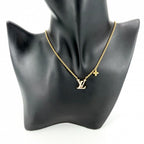Louis Vuitton Necklace LV Iconic Pendant with Adjuster Star Rhinestone Gold — view 3