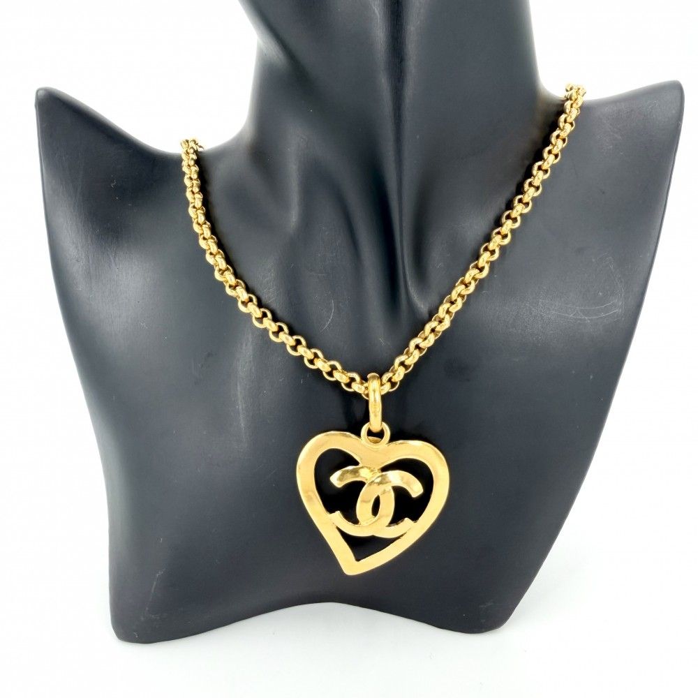 Chanel Necklace CC Logo Heart Vintage Chain Gold Plated — view 3